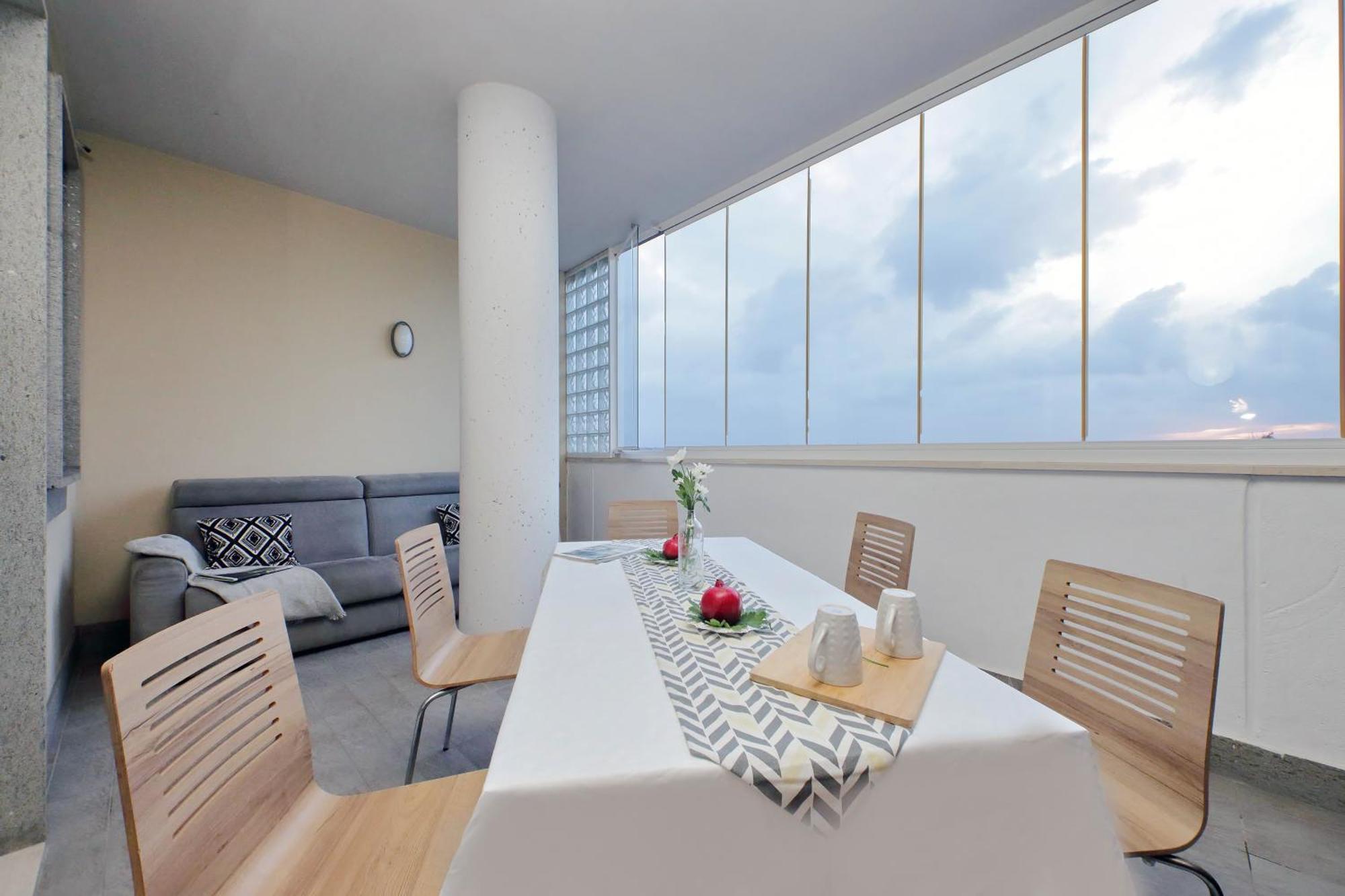 Annasole's Flat
